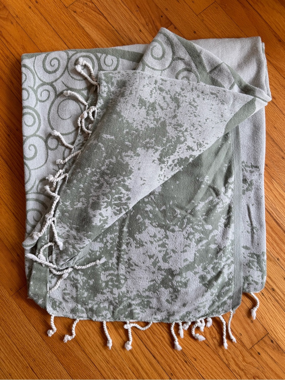 Sand Cloud Organic Turkish Cotton Sea Turtle Beach Towel  Blanket Sage Green - Picture 2 of 11